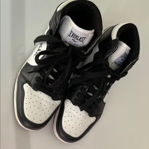 Everlast Men's Black and White Athletic Boots